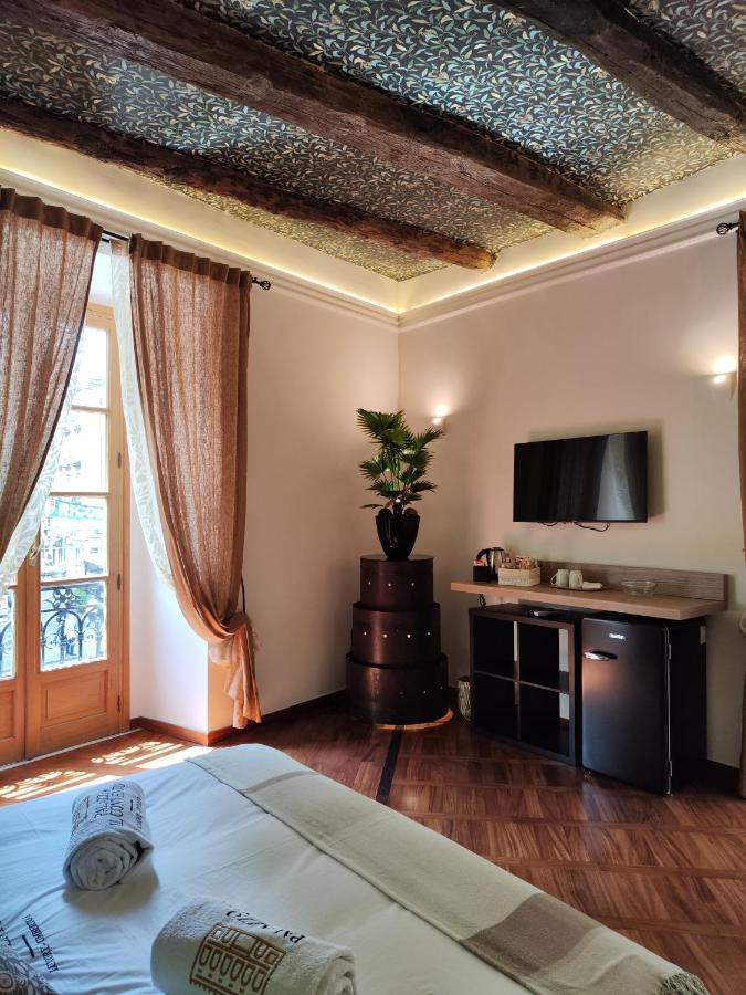 Palazzo Il Convento Luxury Umberto I Bed and Breakfast Napels Buitenkant foto