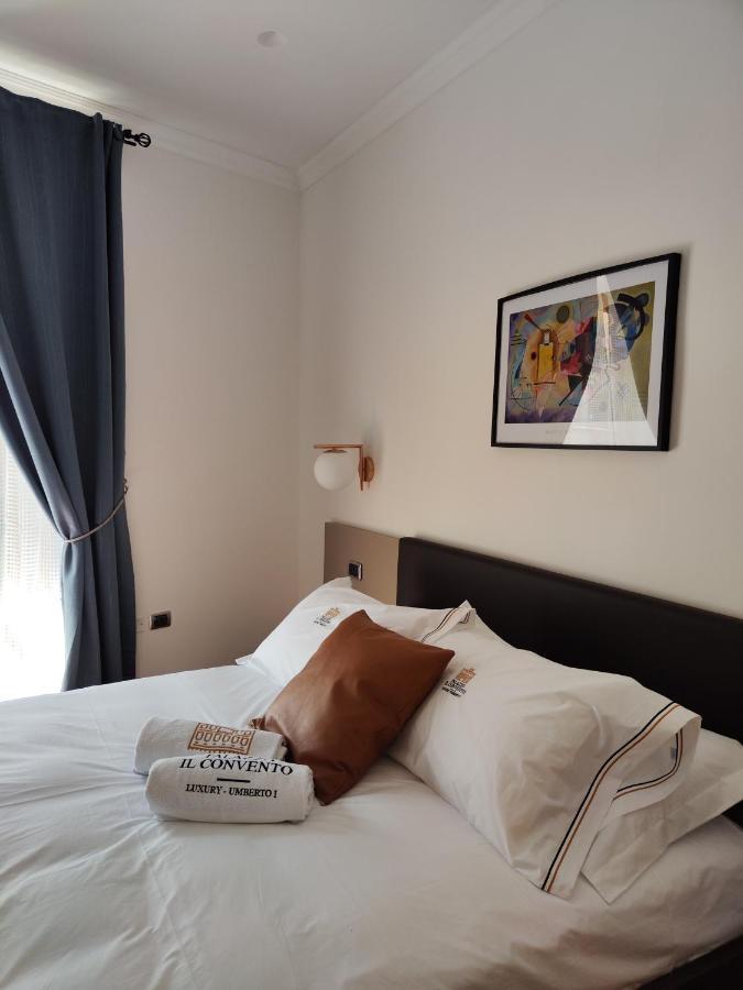 Palazzo Il Convento Luxury Umberto I Bed and Breakfast Napels Buitenkant foto